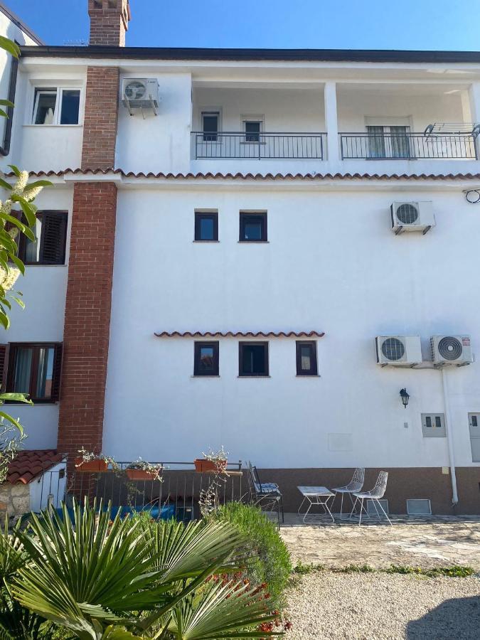 Apartments Nikval Rovinj Buitenkant foto