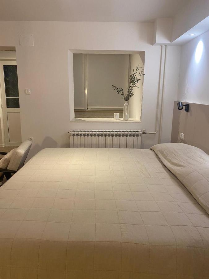 Apartments Nikval Rovinj Buitenkant foto