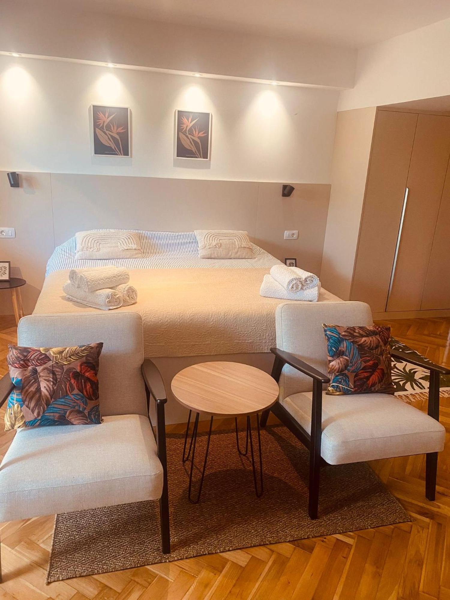 Apartments Nikval Rovinj Buitenkant foto